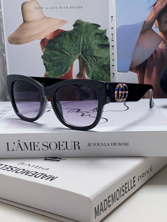 gucci 2025 New Sunglasses For Women, High-End Sunglasses, Cool Seaside Vacati