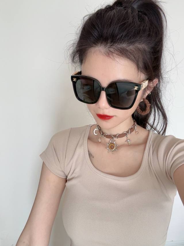 chanel Large Frame Sunglasses. Classic Square Frame Design. Suitable For All