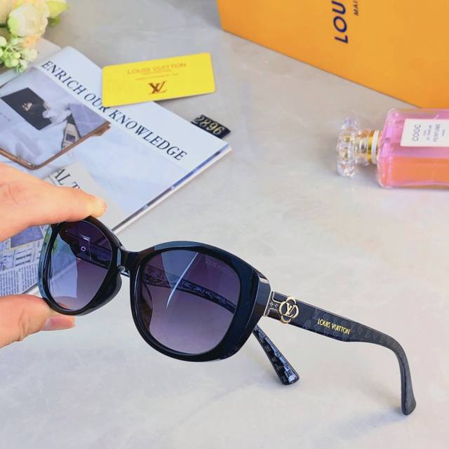 louis Vuitto*European And American Oval Frame Sunglasses Hot Girl Photo Shoot