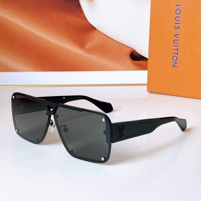 louis Vuitto* Mod: Z2618U Z2622U Z2620U Z2615U Z2625U Z2629U Size 70 Ports 13