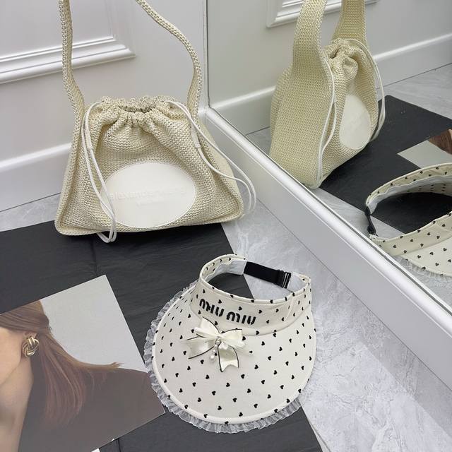 Running Volume Miumiu Empty Top Series Sweet Lace Summer Wear Must Enter