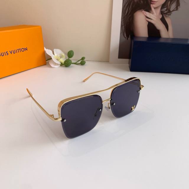 lv Louis Vuitton Classic Square Frame Sunglasses Are Cool And Handsome, Good