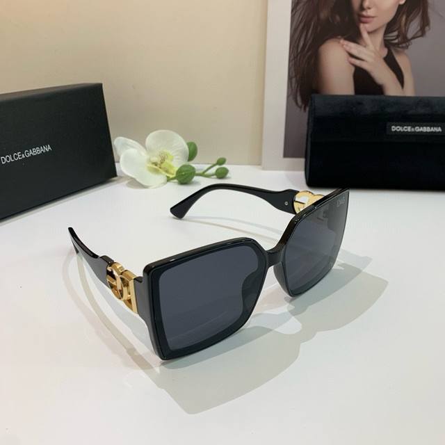 dg Dolce & Gabbana's New Fashion Online Celebrity Style Large Frame Sunglasse