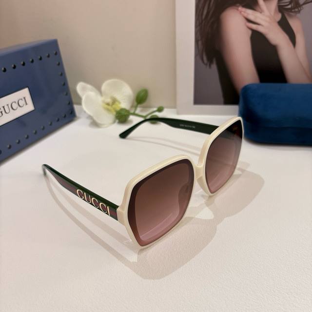 gucci 2025 New Fashion Retro Sunglasses Glasses High Quality Large Frame Unis