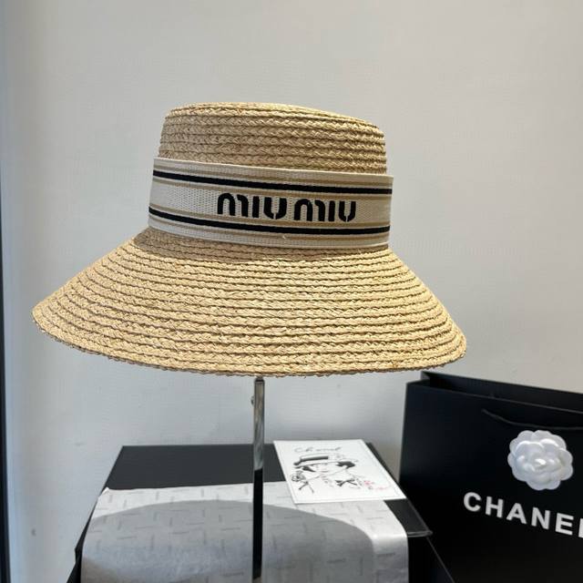 miumiu Miu Miu Raffia Straw Hat Pure Hand-Crocheted In Short Supply Sold One