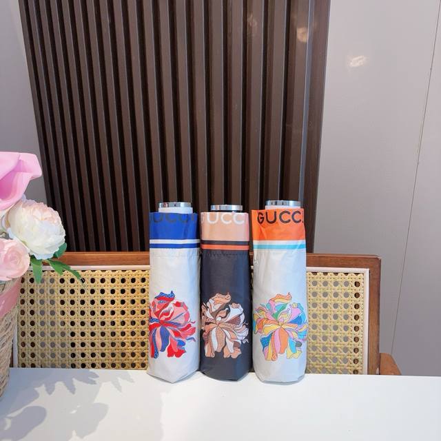 gucci Gucci's New 50% Off Hand-Opening Folding Umbrella Uses Taiwan Imported