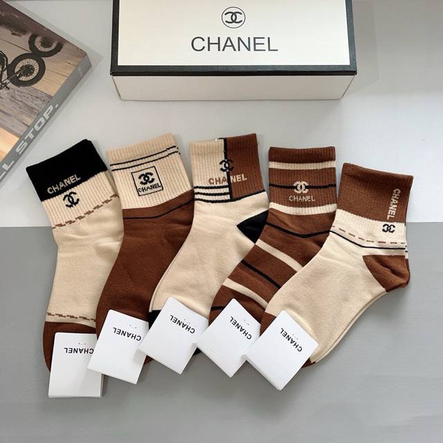 With Packaging 5 Pairs Per Box Chanel Classic Socks High Version Pure Cotton Mat