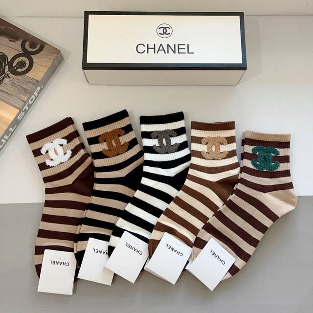 With Packaging 5 Pairs Per Box Chanel Classic Mid-Tube Socks High Version Pure C