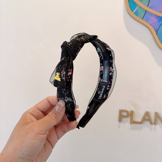 With Packaging Chanel Chanel New Style Small Fragrance Headband Retro Headband P