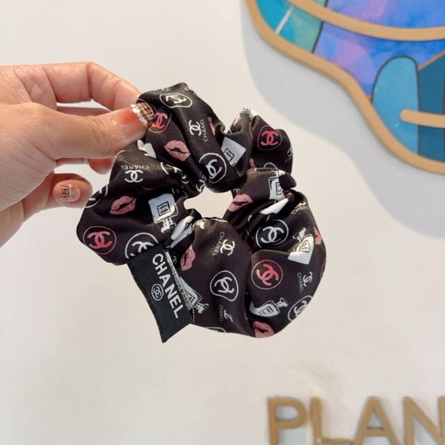 With Packaging Chanel Chanel New Style Hair Band Exquisite Intestinal Rubber Ban