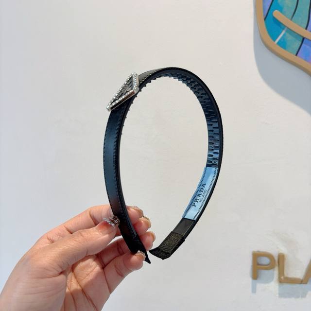 With Packaging Prada Prada's New Trendy Headband Is A Must-Have Item For Goddess
