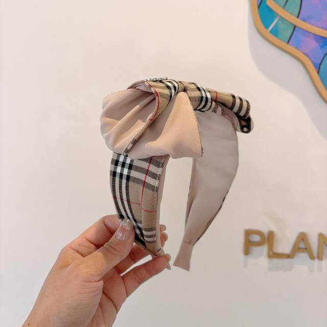 With Packaging Burberry New Headband High Version Customer-Supplied Fabric Detai