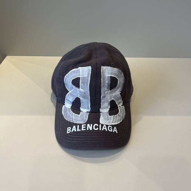 balenciaga Balenciaga New Logo Baseball Cap With Cool Colors, Different Style