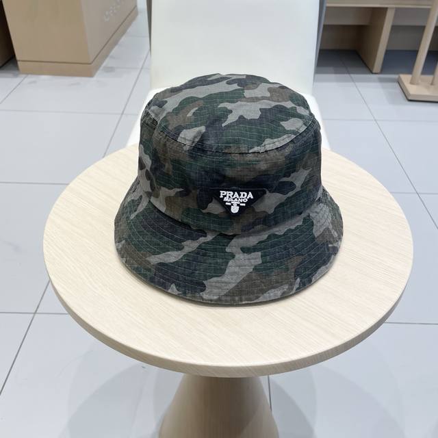 prada Prada Men's And Women's Military Green Camouflage Bucket Hat Outdoor Mo