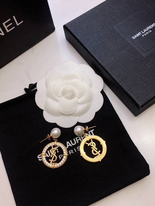Xiaohongshu Recommends The New Hot-Selling Model Ysl Saint Laurent Beige Pearl E