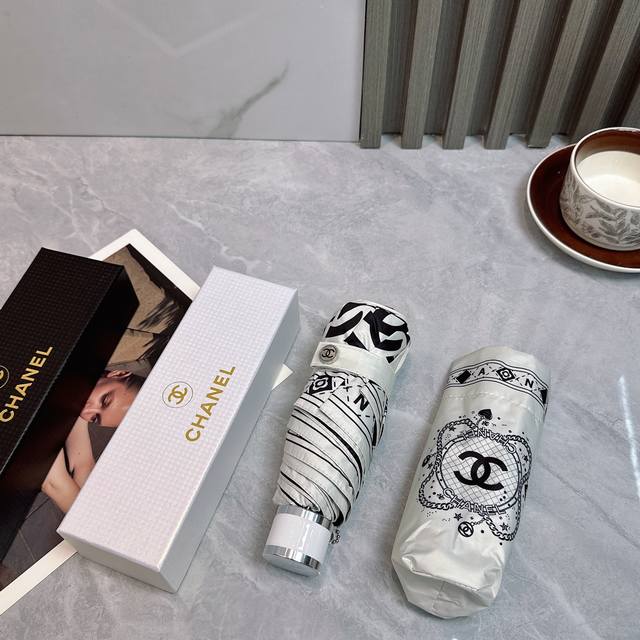chanel Chanel New 50% Off Folding Umbrella, Fashionable, Original Oem, Exquis