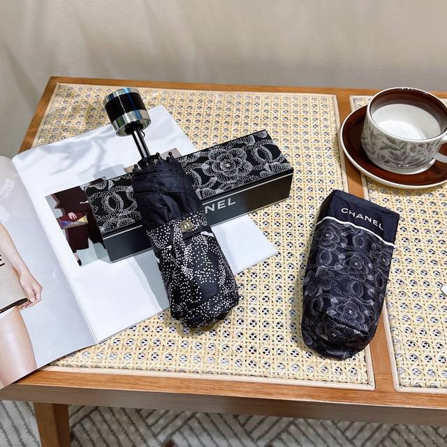 chanel Chanel Snowflake New Hot-Selling 50% Off Manual Folding Umbrella With
