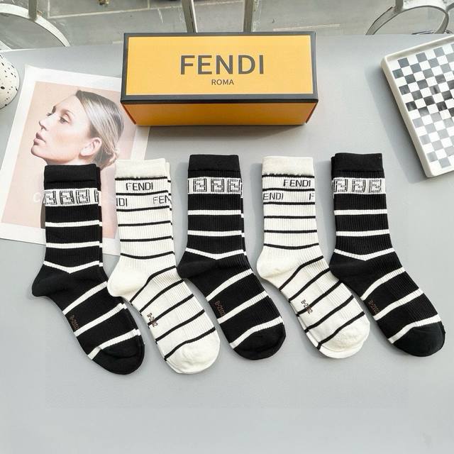 Comes With Packaging. One Box Contains Five Pairs Of Fendi Fendi's New High Sock