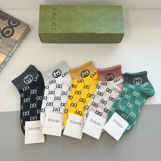 With Packaging 5 Pairs Per Box Gucci New Mid-Tube Socks Made Of Pure Cotton Fabr