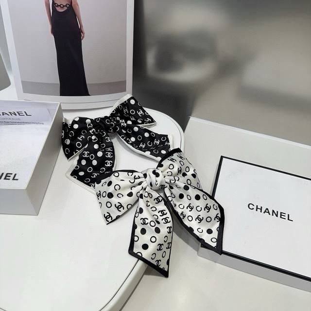 With Packaging Box Chanel Chanel's Latest Xiaoxiang Popular Spring Hairpin Is Su