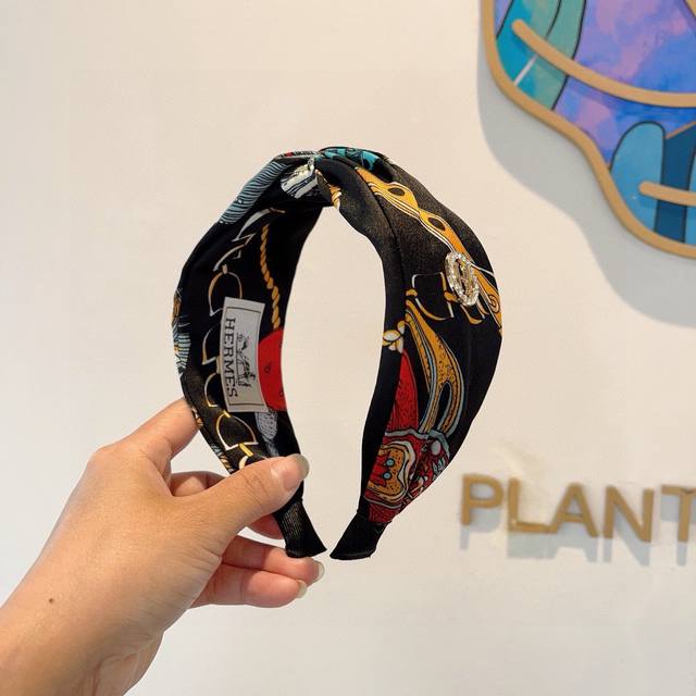 With Packaging Hermes New Silk Headband Internet Celebrity Same Headband Importe