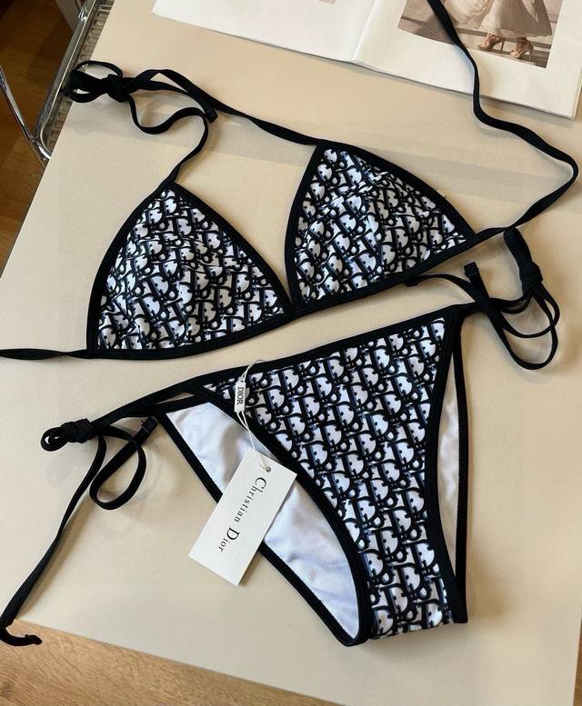 dior Dior Classic Bikini Swimsuit Suitable For A Variety Of Scenes. It Can Be