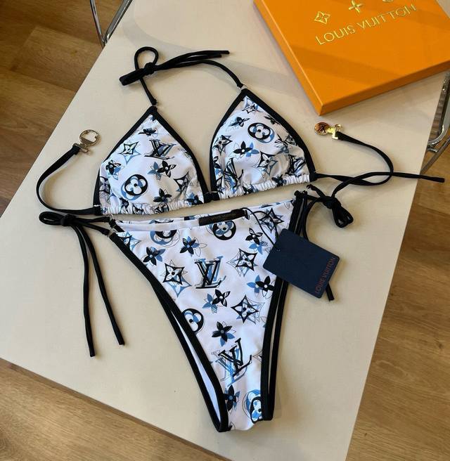 lv Bikini Swimsuit Suitable For Various Scenes. It Can Be Worn Inside Or Outs