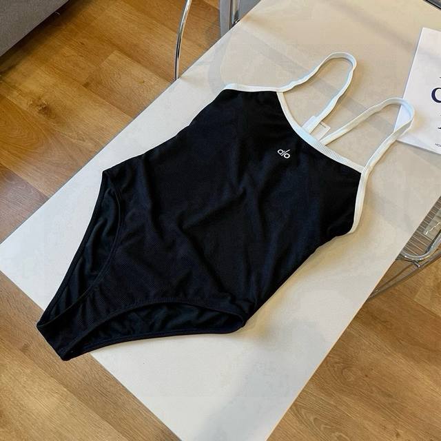 alo One-Piece Swimsuit Is Suitable For A Variety Of Scenarios. It Can Be Worn