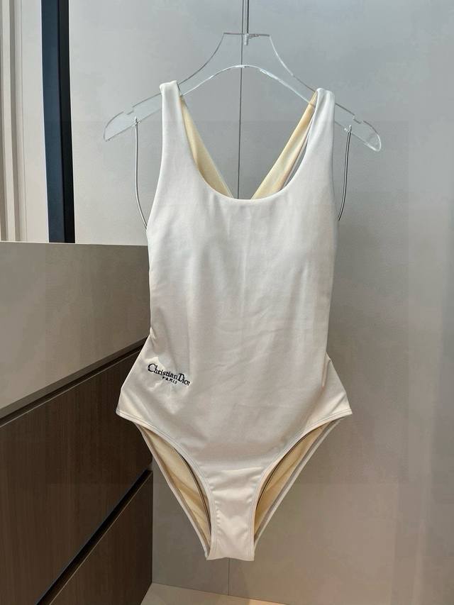 dior One-Piece Swimsuit Suitable For A Variety Of Scenarios. It Can Be Worn I