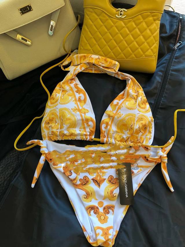 dg The New Two-Piece Swimsuit Is Suitable For A Variety Of Scenarios. It Can