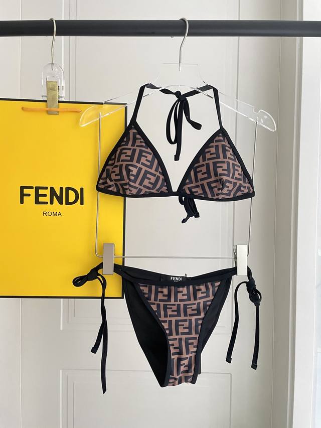 Fendi's New Bikini Is Suitable For A Variety Of Scenarios. It Can Be Worn As An