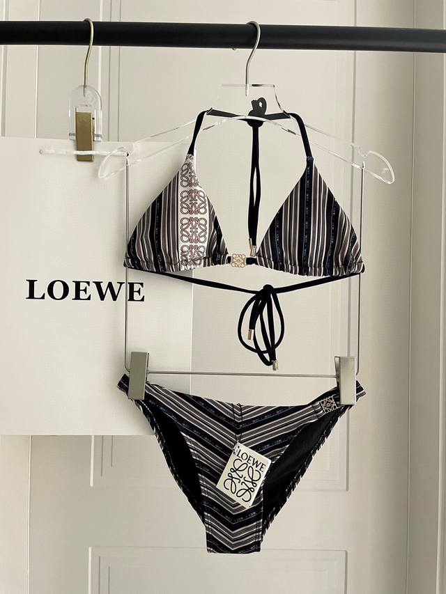 New Model From Loewe Counter With Split Hardware. Suitable For A Variety Of Scen