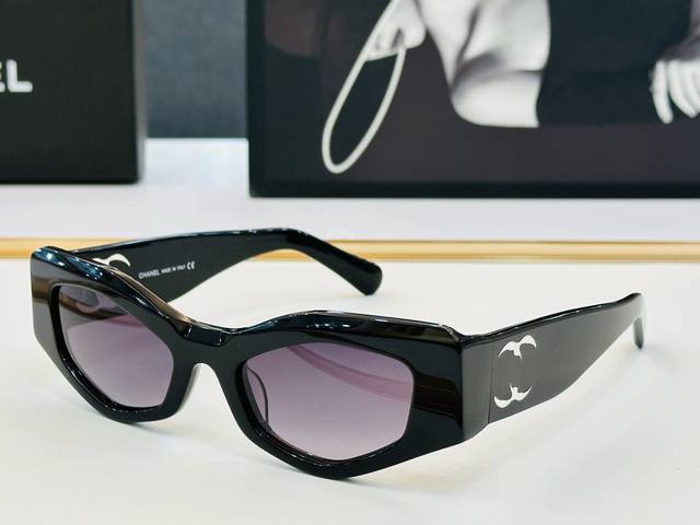 chane* Xiangjia Model: Ch5547 Perfect Quality Size 51 21-140 Unique Design F