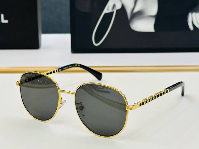 chane* Xiangjia Model:Ch5560Q Size 54 18-145 B Sunglasses