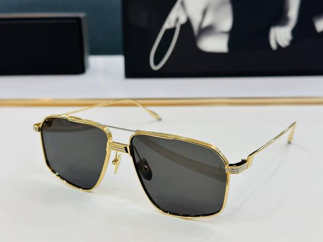 jacques Marie Jagger Japanese Handmade Eyeglass Frames Are Made Of Upper Plat