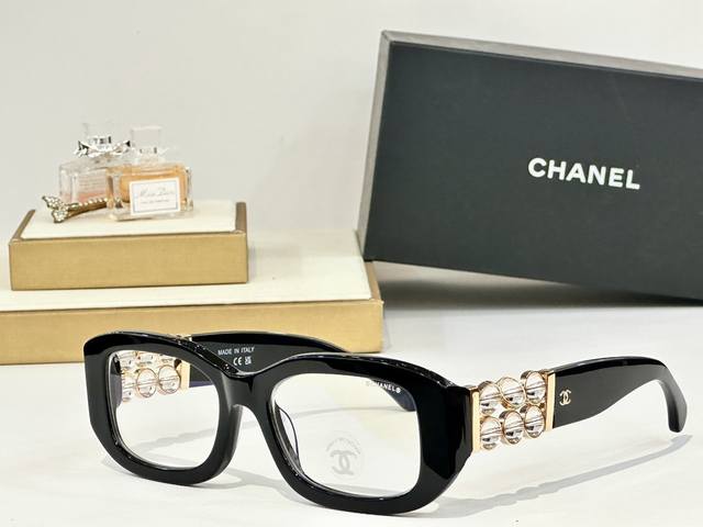 chanel Model 5542 Size 52 Ports 20-140