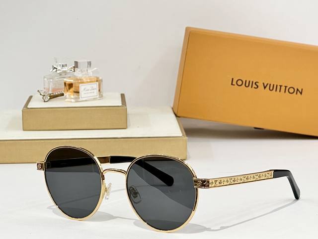 louis Vuitto* Model:Z2918U Size:53 Port 23-145