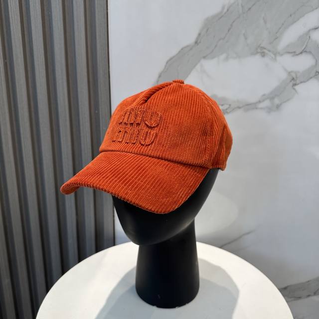 miumiu Miu Miu Limited Edition New Corduroy Baseball Cap Corduroy Textured Du