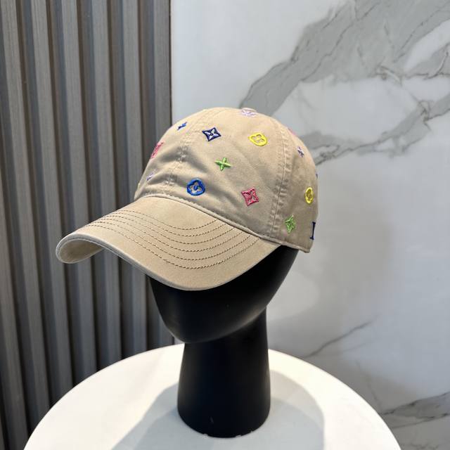 lv Louis Vuitton High Version Shipped Embroidered Letters Baseball Cap Very C