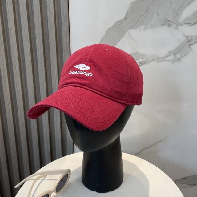 balenciaga Balenciaga New Embroidered Logo Baseball Cap With Cool Colors, Dif