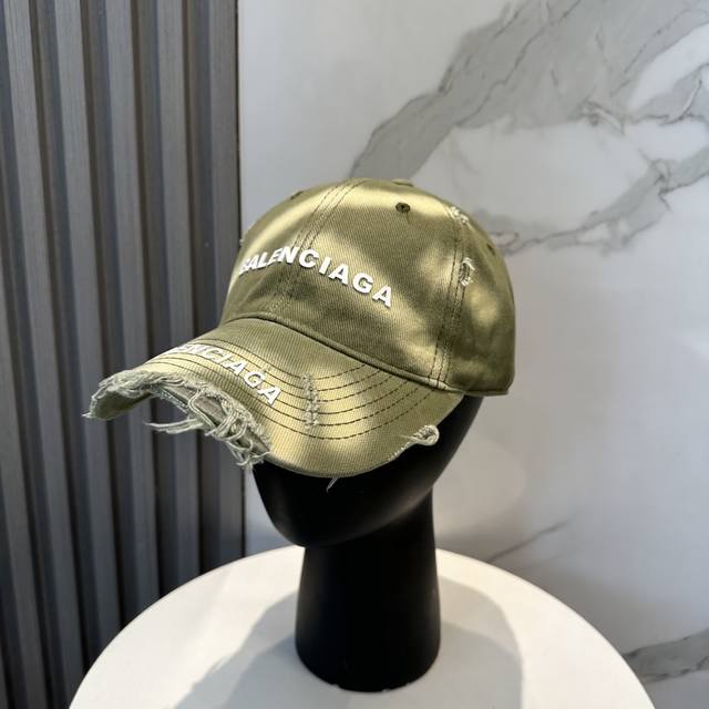 balenciaga New Washed Baseball Cap From Balenciaga With Cool Colors For Men A