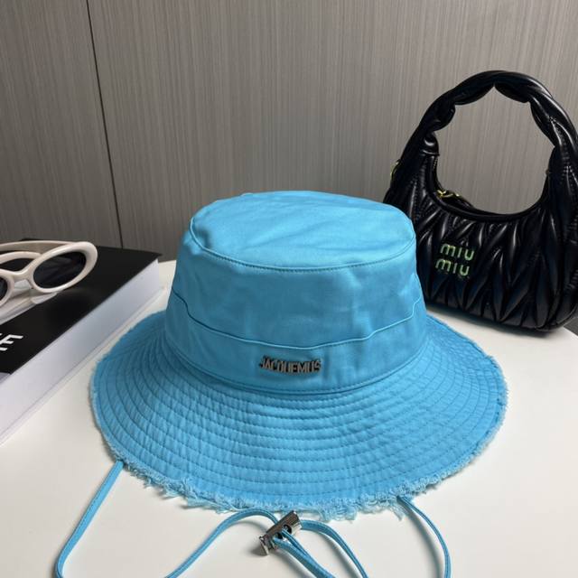 jacquemus High Version Bucket Hat Is A Must-Have For All-Match Colors. It Is