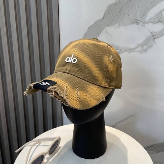aio New Spray-Painted Baseball Cap The Hottest Color At The Moment - Full Of