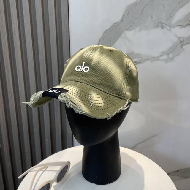 aio New Spray-Painted Baseball Cap The Hottest Color At The Moment - Full Of