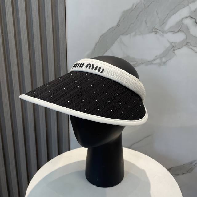 miumiu Miu Miu Summer Heavy Craft Diamond Series Hollow Top Hat Can Be Salty