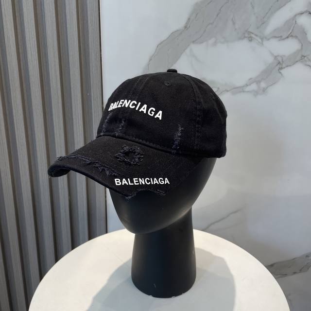balenciaga Balenciaga New Logo Baseball Cap With Cool Colors, Different Style