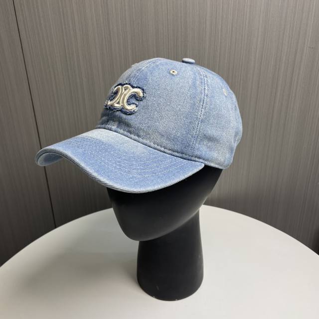 With Dust Bag Celine's New Denim Baseball Cap Is A Must-Have For Going Out, Supe