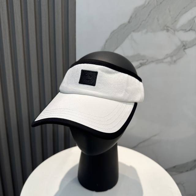acne Smiley Face Hat A Must-Have Fashion Item For Hot Girls Cool And Hot Hat