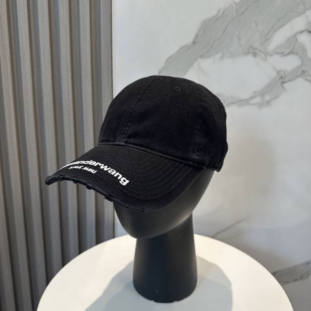alexander~ Wang Alexander Wang The Latest Embroidered Letter Baseball Cap Per