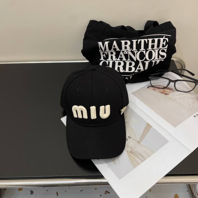With Dust Bag. Miumiu New Denim Order Model Embroidered Baseball Cap Big Brand M